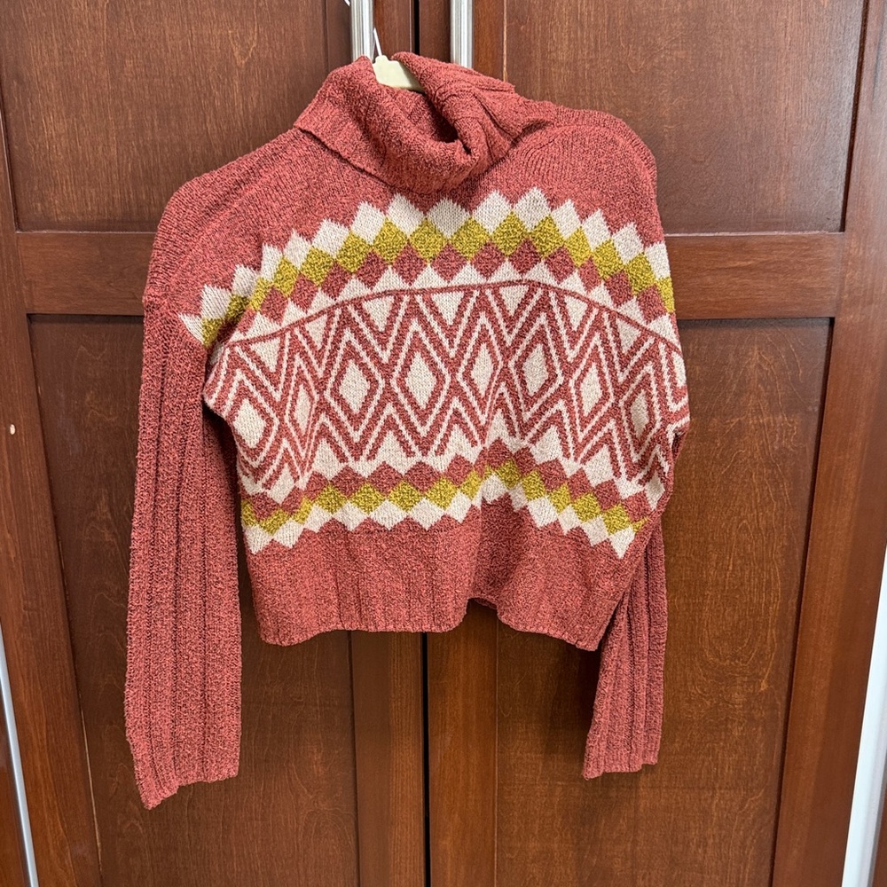 SO Rust Patterned Cowl Turtleneck Sweater with Cream & Yellow Details